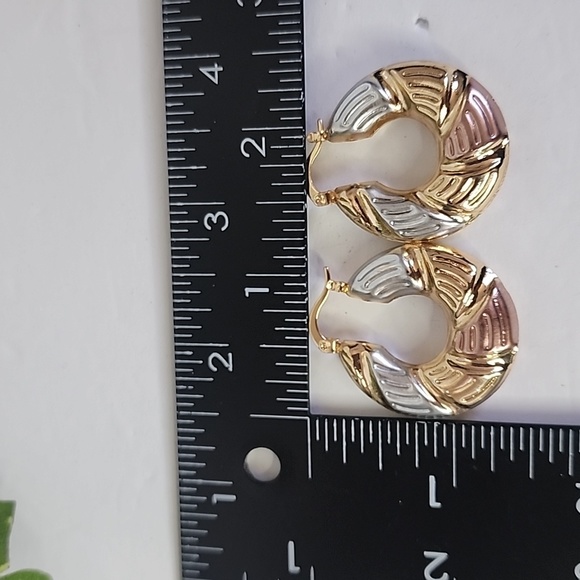 Tricolor Gold Chunky Hoop Earrings - Picture 7 of 7